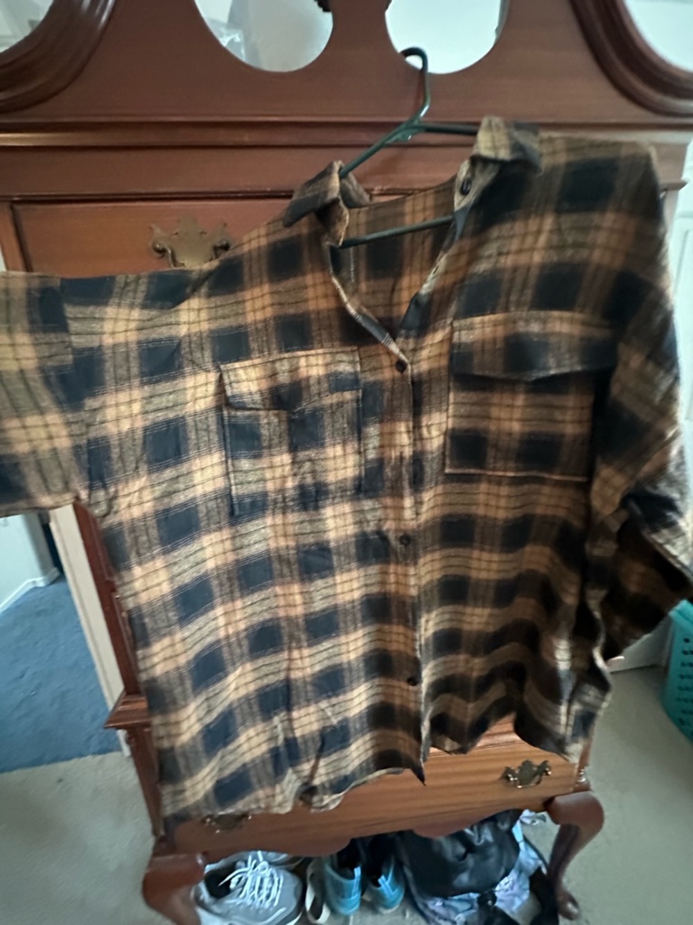 Plaid Button-Up Shirt in Black and Tan